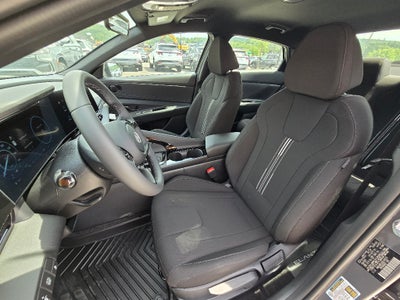 2025 Hyundai ELANTRA HEV SEL Sport