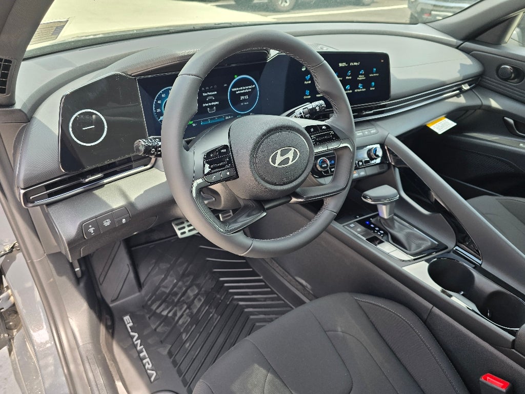 2025 Hyundai ELANTRA HEV SEL Sport