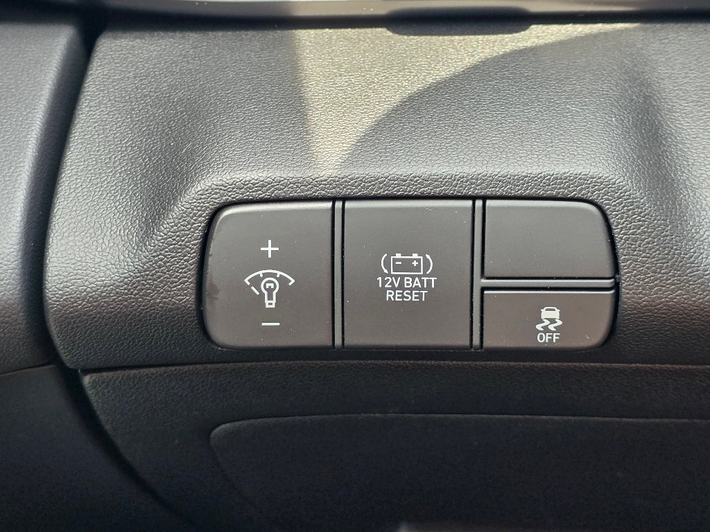 2025 Hyundai ELANTRA HEV SEL Sport