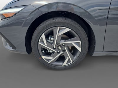 2025 Hyundai ELANTRA HEV SEL Sport