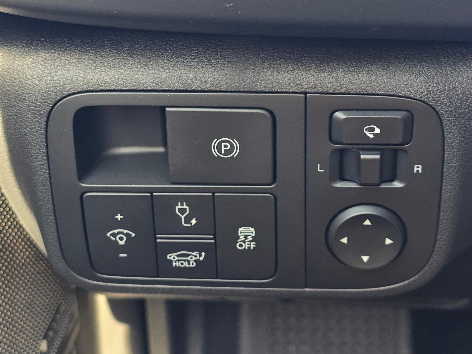 2025 Hyundai IONIQ 6 Limited