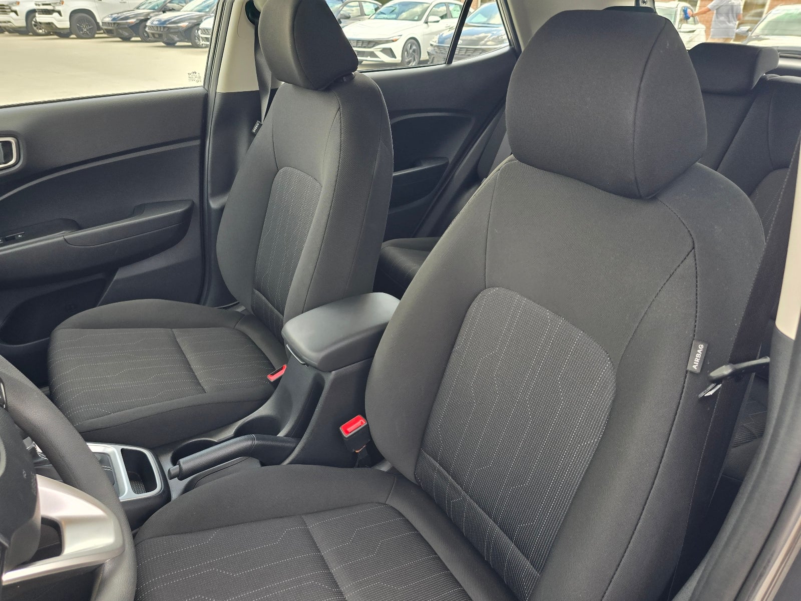 2023 Hyundai VENUE SE