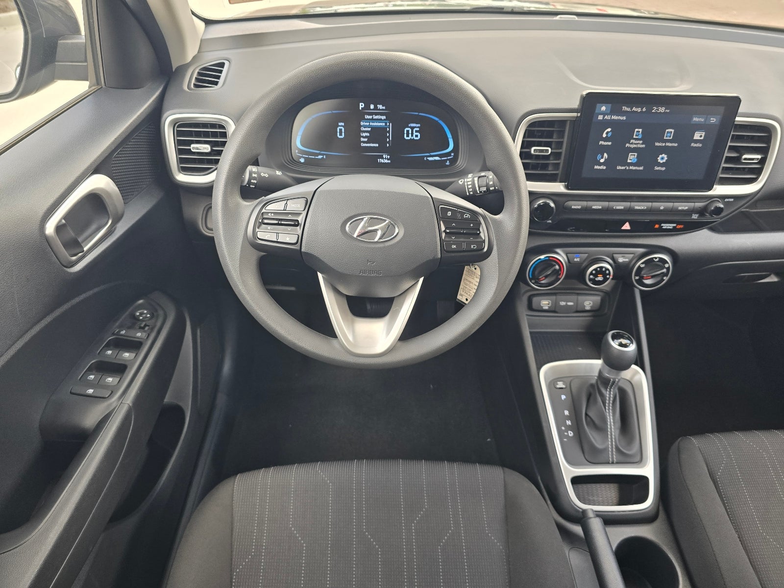 2023 Hyundai VENUE SE