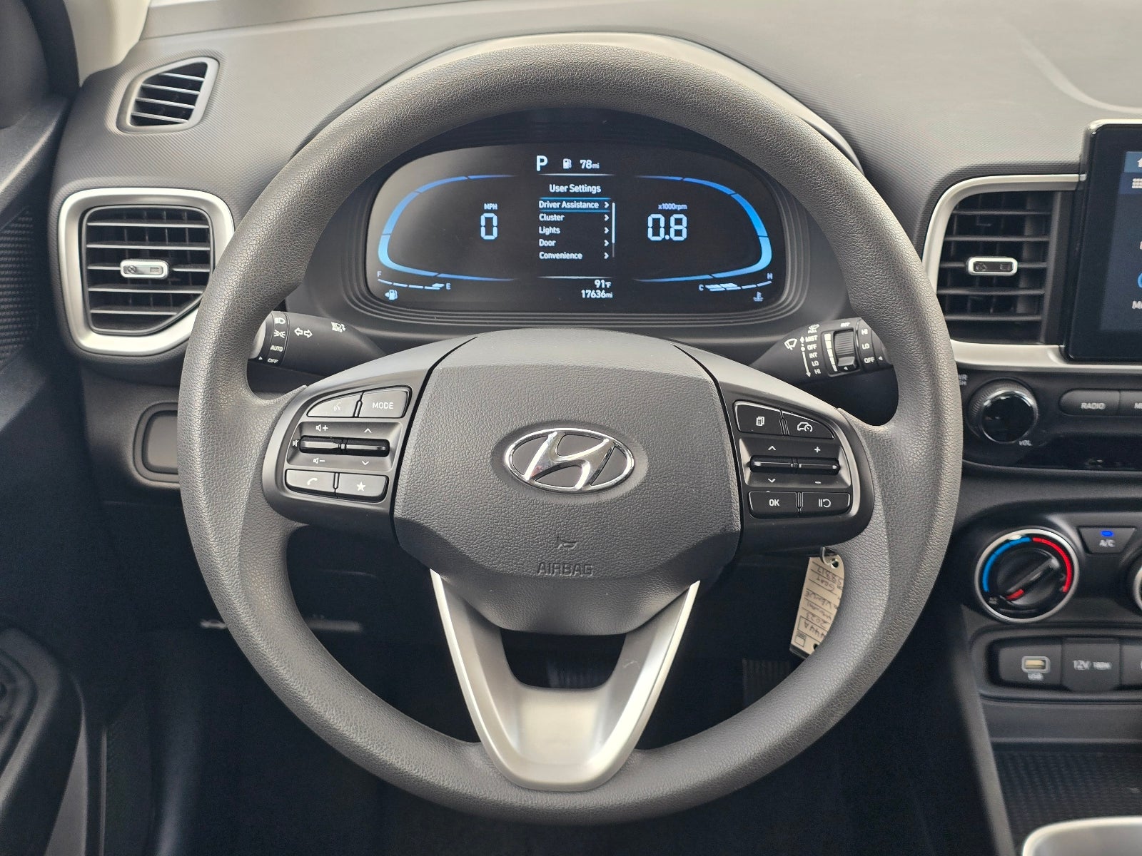 2023 Hyundai VENUE SE