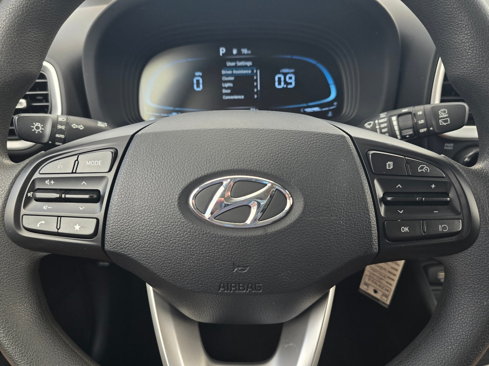 2023 Hyundai VENUE SE