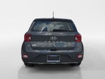 2023 Hyundai VENUE SE