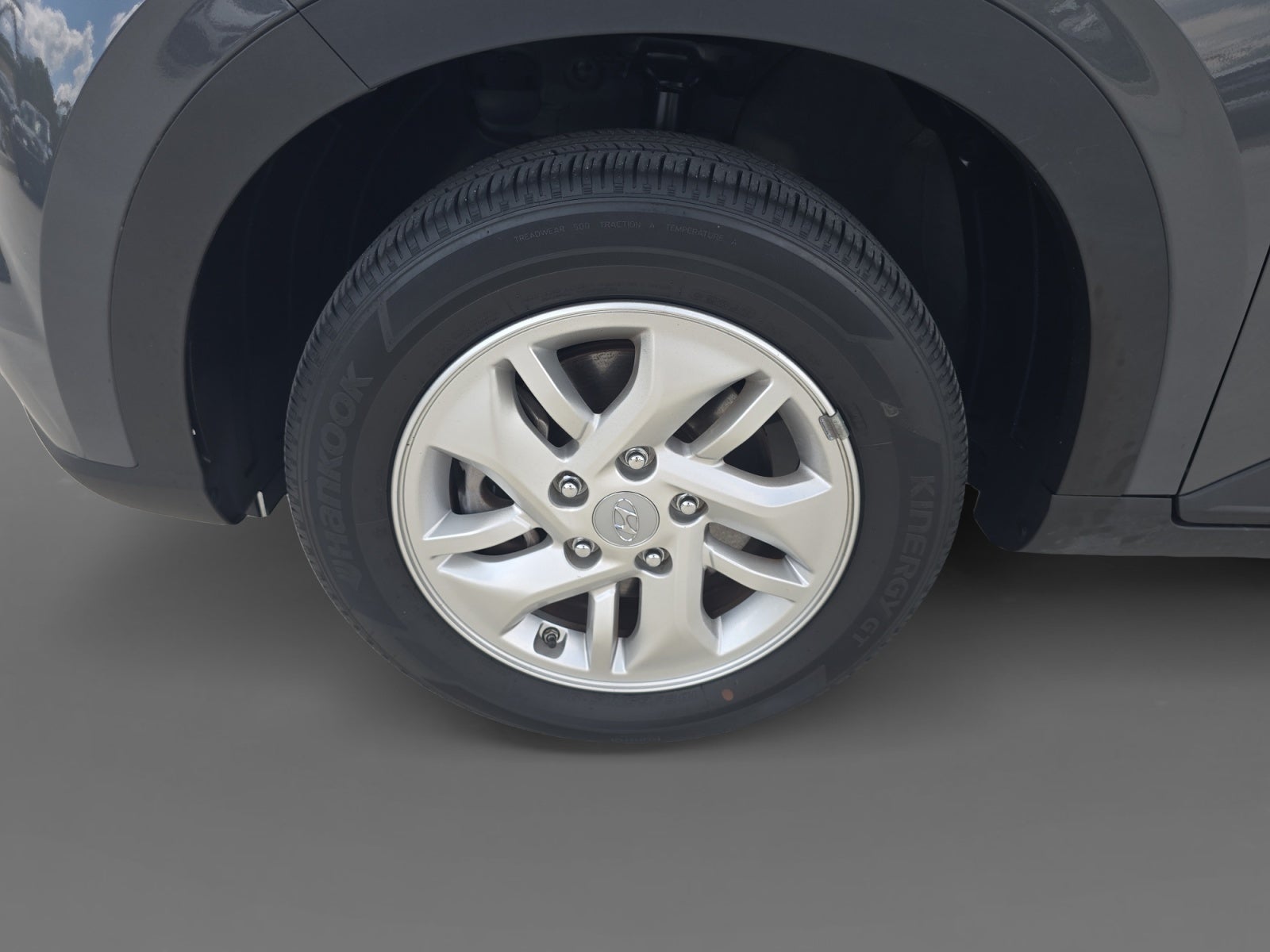 2023 Hyundai VENUE SE