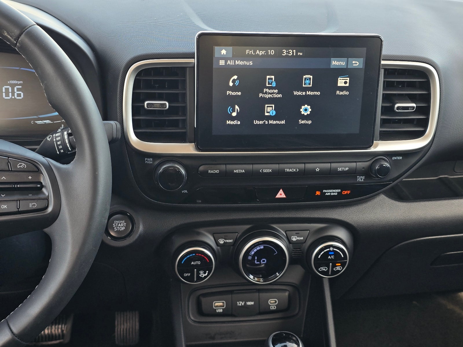 2025 Hyundai VENUE SEL