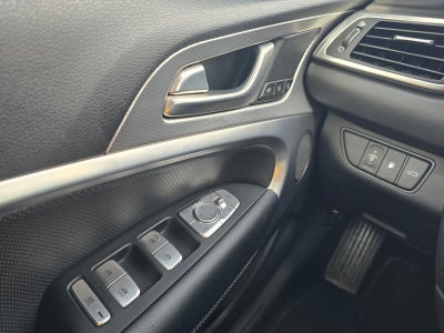 2022 Genesis G70 2.0T