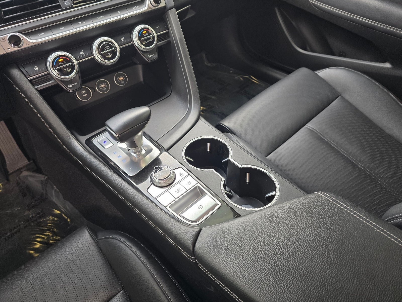 2023 Genesis G70 2.0T