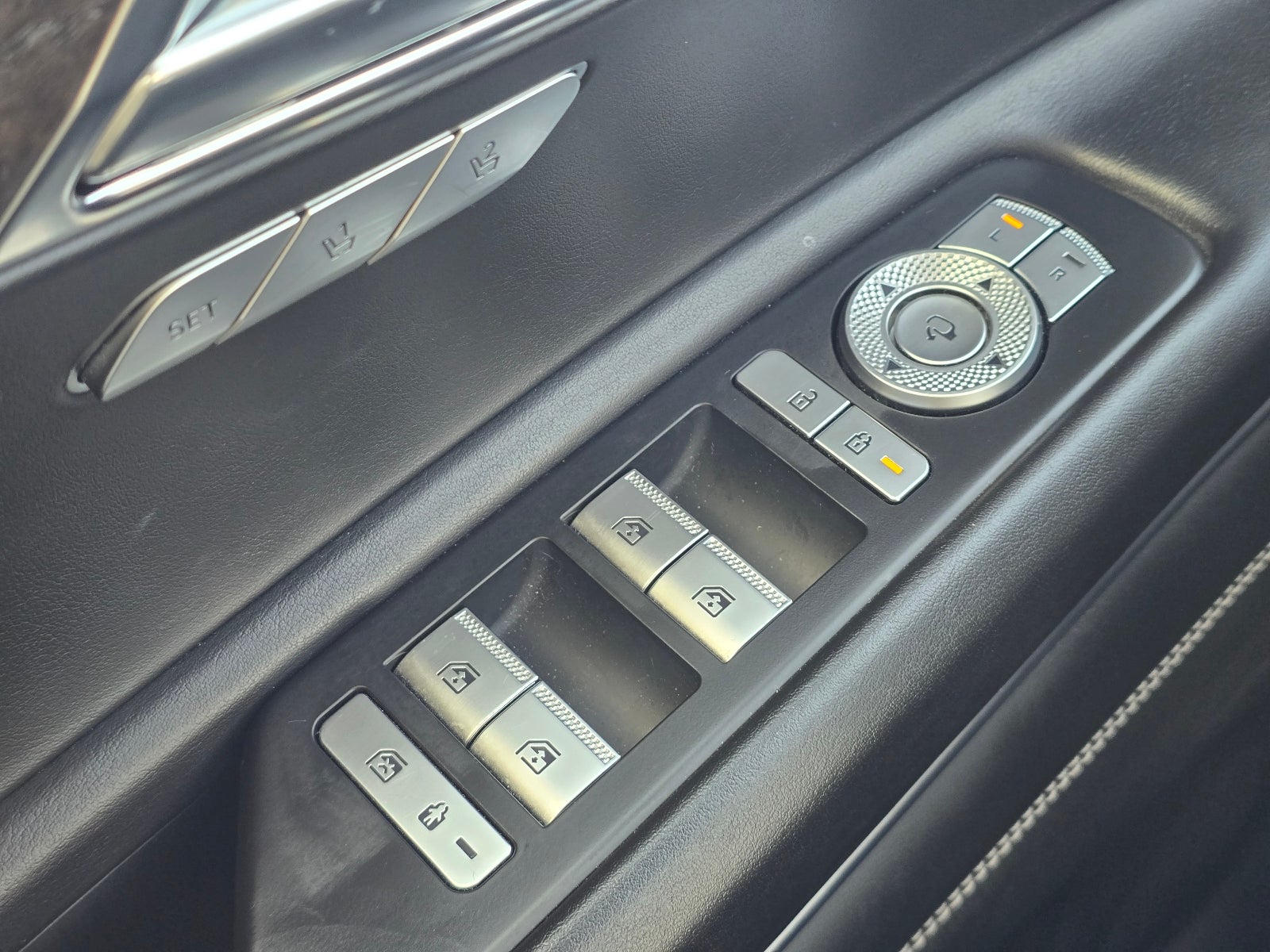 2024 Genesis GV80 2.5T (A8)