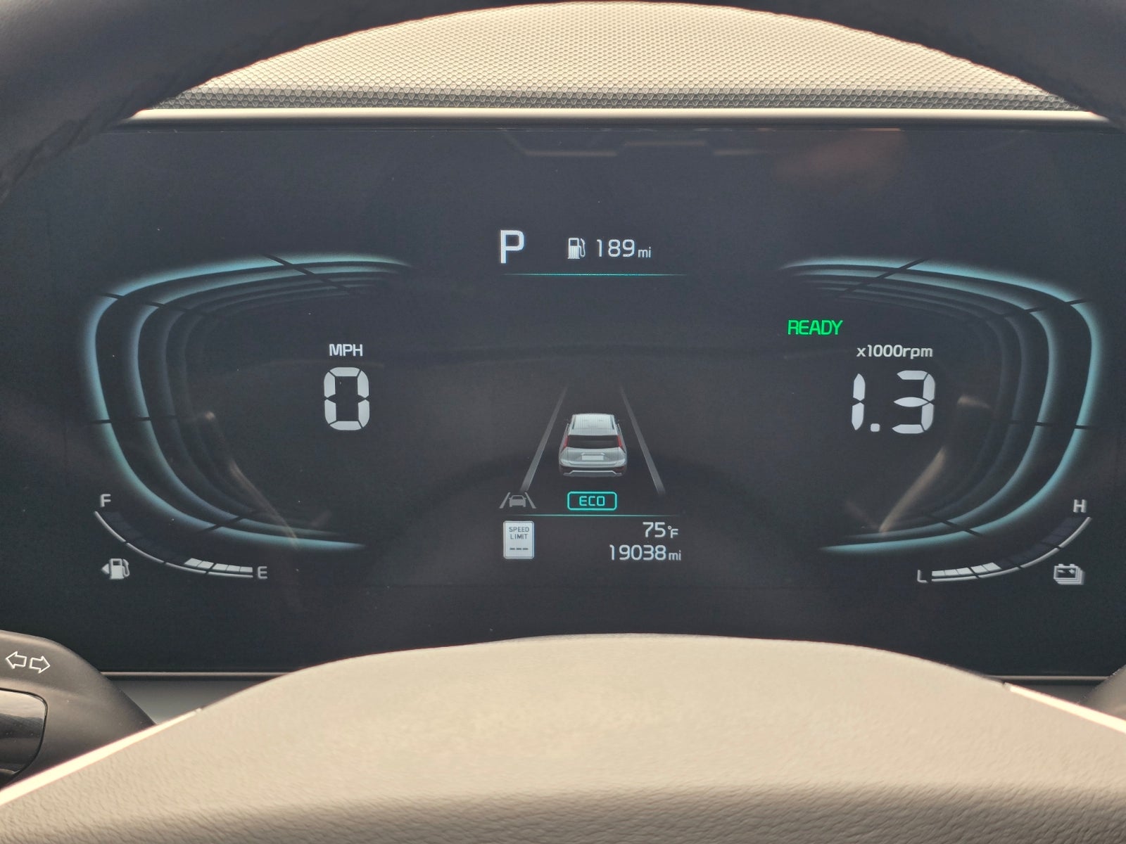 2025 Kia Niro EX