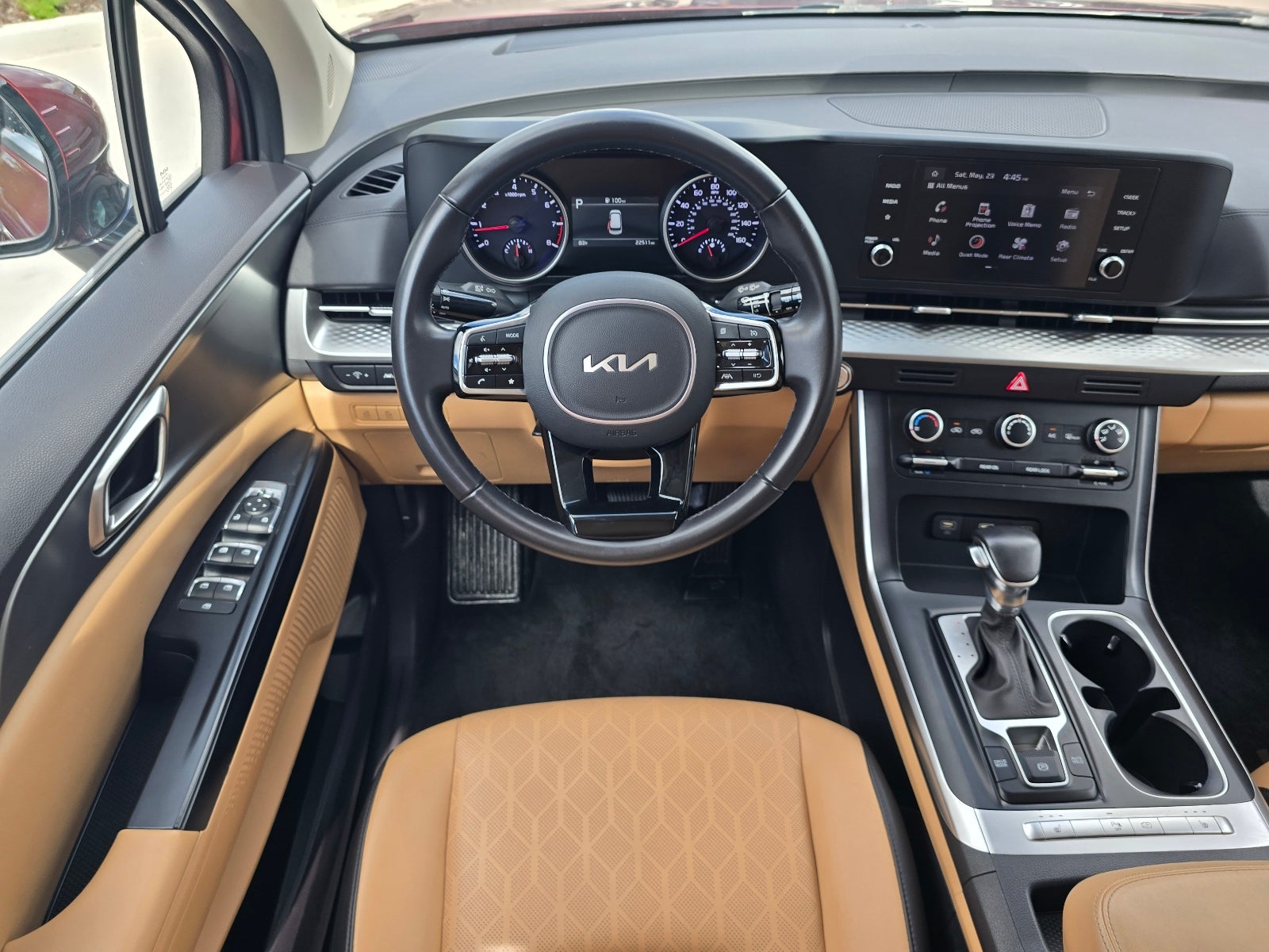 2024 Kia Carnival LX