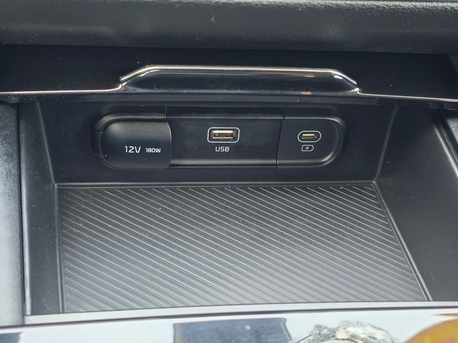 2025 Kia Sportage Hybrid LX